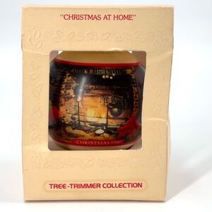 NIB Vintage (USA) 1980 Hallmark Christmas At Home Glass Ball Tree Ornament